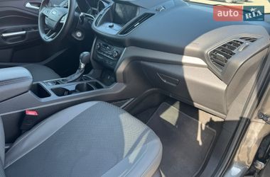 Позашляховик / Кросовер Ford Escape 2017 в Ірпені