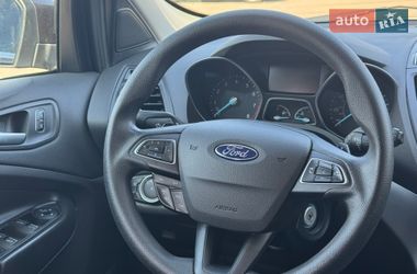 Позашляховик / Кросовер Ford Escape 2017 в Ірпені