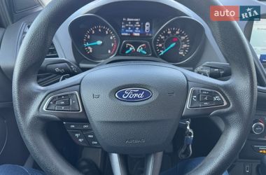 Позашляховик / Кросовер Ford Escape 2017 в Ірпені