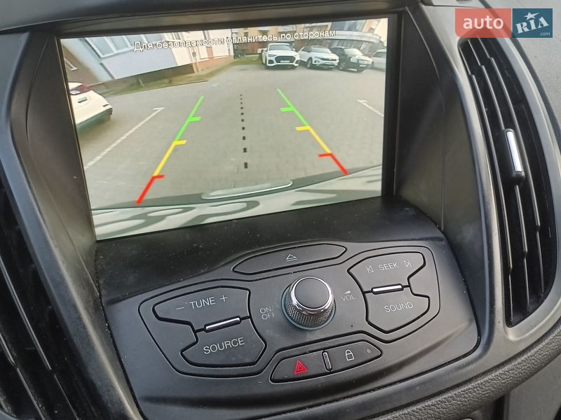 Внедорожник / Кроссовер Ford Escape 2017 в Ровно