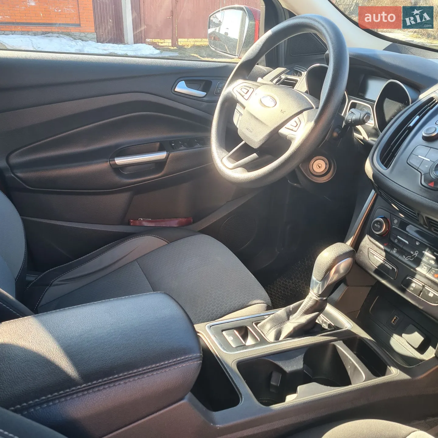 2017 Ford Escape - мініатюра 18