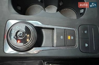 Внедорожник / Кроссовер Ford Escape 2019 в Киеве