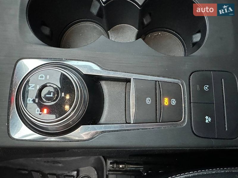 Внедорожник / Кроссовер Ford Escape 2019 в Киеве
