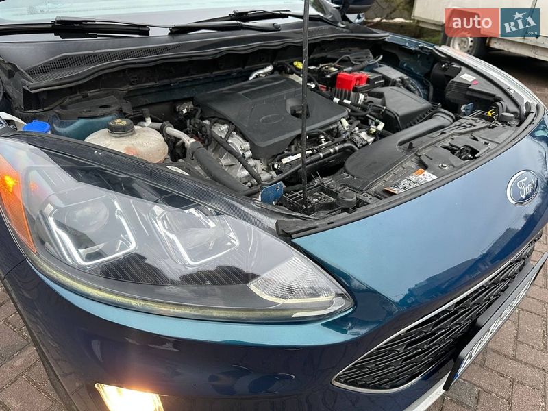 Внедорожник / Кроссовер Ford Escape 2019 в Киеве