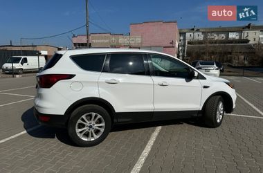 Позашляховик / Кросовер Ford Escape 2019 в Ніжині фото 11 Позашляховик / Кросовер Ford Escape 2019 в Ніжині