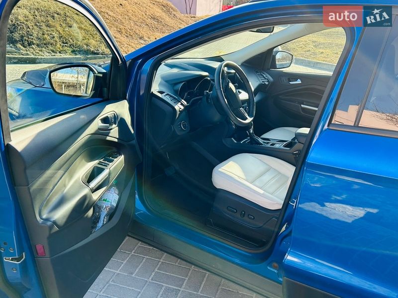 Позашляховик / Кросовер Ford Escape 2018 в Сумах