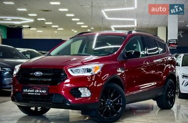 Позашляховик / Кросовер Ford Escape 2017 в Миколаєві