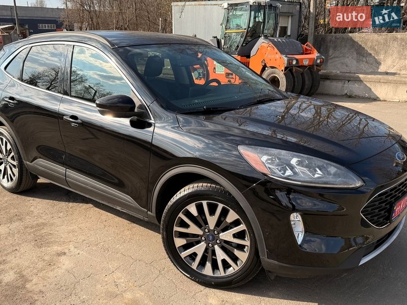 Внедорожник / Кроссовер Ford Escape 2019 в Киеве