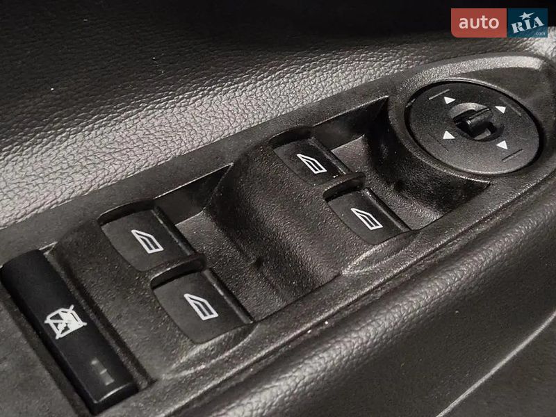 Внедорожник / Кроссовер Ford Escape 2016 в Харькове