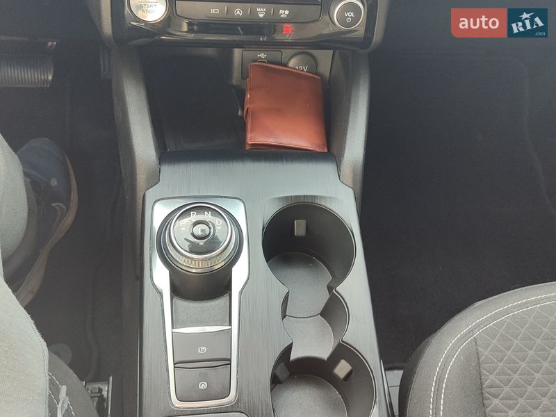 Внедорожник / Кроссовер Ford Escape 2024 в Галиче фото 16 Внедорожник / Кроссовер Ford Escape 2024 в Галиче