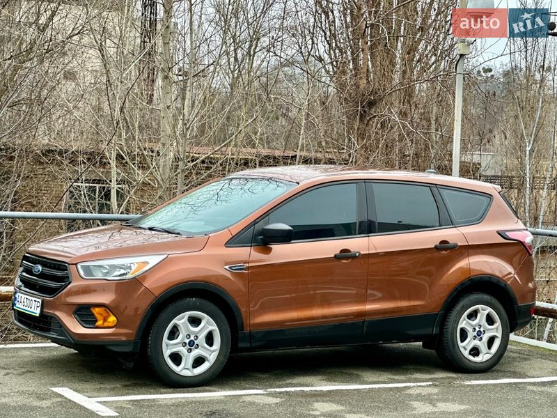 Внедорожник / Кроссовер Ford Escape 2016 в Киеве