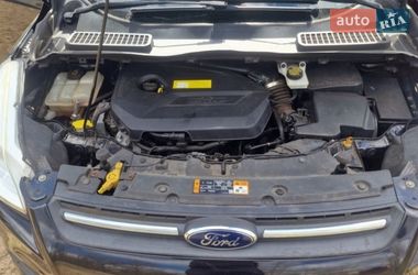Позашляховик / Кросовер Ford Escape 2015 в Умані