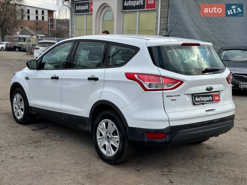 Внедорожник / Кроссовер Ford Escape 2015 в Виннице