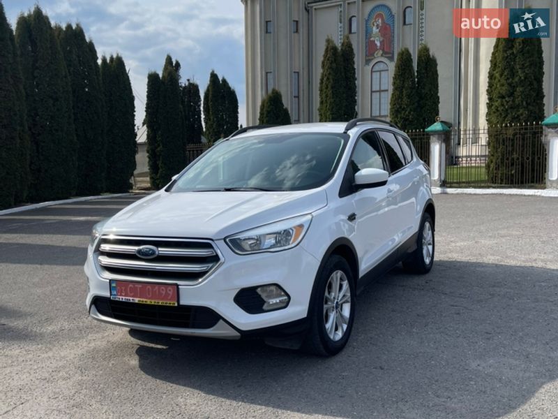 Позашляховик / Кросовер Ford Escape 2016 в Дубні фото 2 Позашляховик / Кросовер Ford Escape 2016 в Дубні