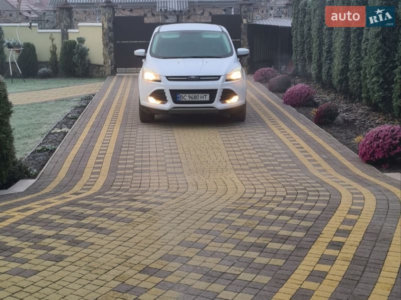 Позашляховик / Кросовер Ford Escape 2014 в Радехові