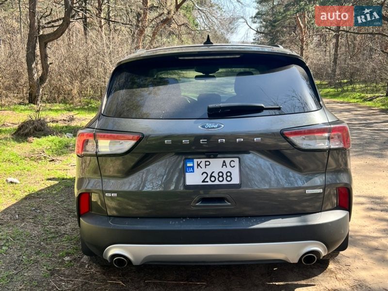 Позашляховик / Кросовер Ford Escape 2020 в Запоріжжі
