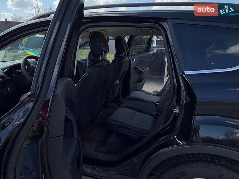 Позашляховик / Кросовер Ford Escape 2018 в Житомирі