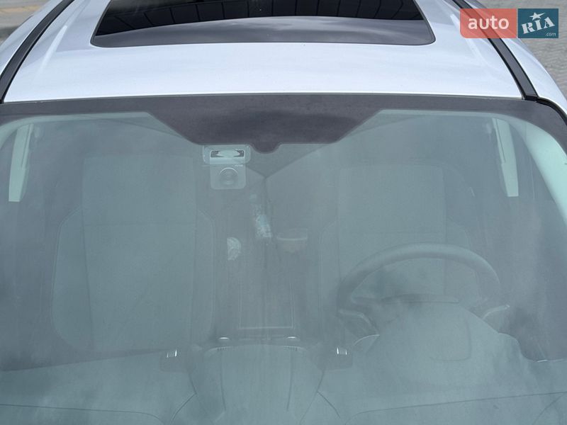 Позашляховик / Кросовер Ford Escape 2017 в Мукачевому