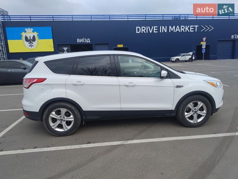 Внедорожник / Кроссовер Ford Escape 2014 в Чернигове