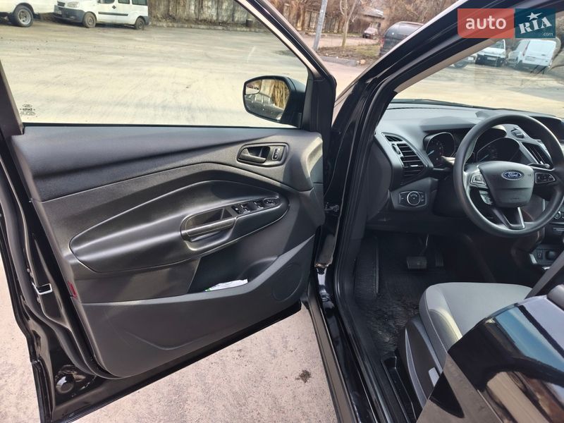 Внедорожник / Кроссовер Ford Escape 2019 в Киеве фото 11 Внедорожник / Кроссовер Ford Escape 2019 в Киеве