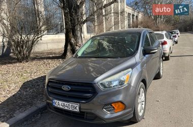 Внедорожник / Кроссовер Ford Escape 2016 в Киеве