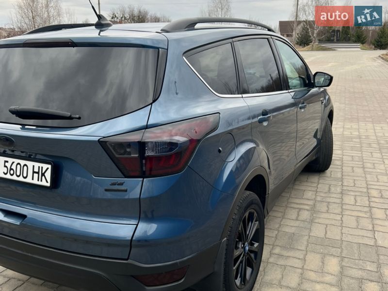 Внедорожник / Кроссовер Ford Escape 2018 в Малине фото 9 Внедорожник / Кроссовер Ford Escape 2018 в Малине