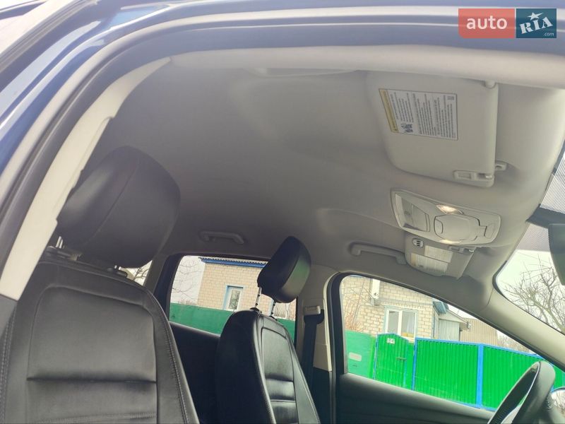 Внедорожник / Кроссовер Ford Escape 2018 в Лохвице