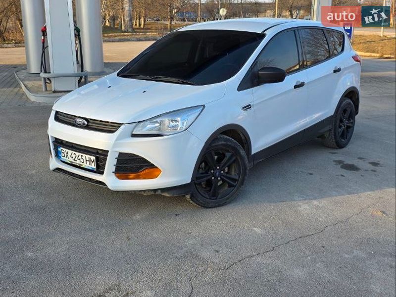 Внедорожник / Кроссовер Ford Escape 2014 в Чемеровцах