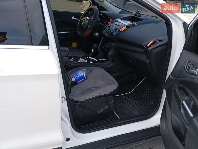 Внедорожник / Кроссовер Ford Escape 2017 в Каменец-Подольском фото 3 Внедорожник / Кроссовер Ford Escape 2017 в Каменец-Подольском