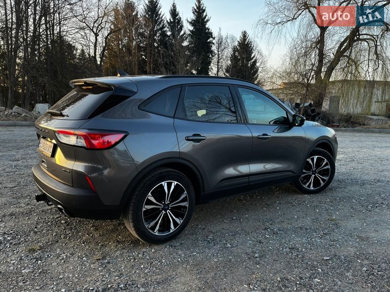 Внедорожник / Кроссовер Ford Escape 2021 в Самборе