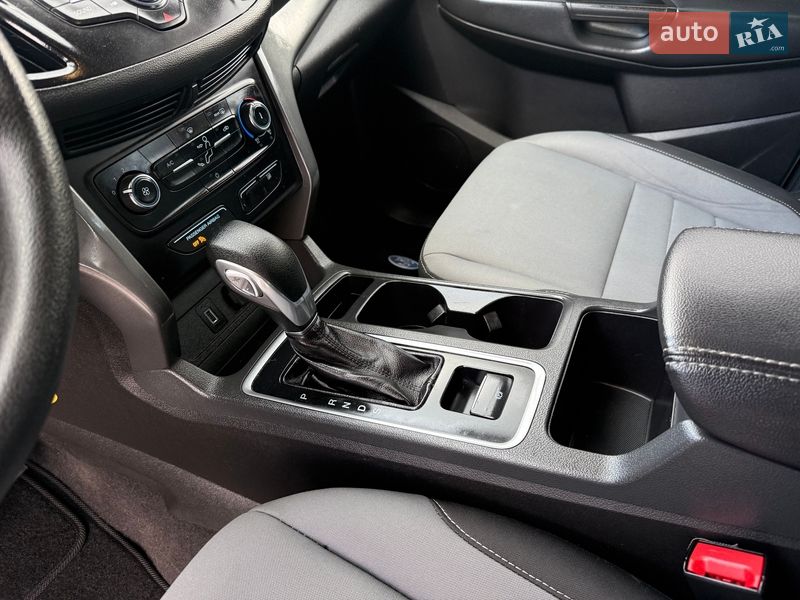 Внедорожник / Кроссовер Ford Escape 2017 в Киеве фото 20 Внедорожник / Кроссовер Ford Escape 2017 в Киеве