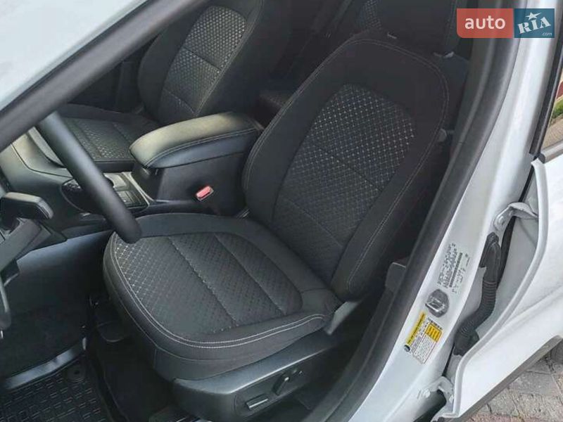 Внедорожник / Кроссовер Ford Escape 2024 в Одессе фото 15 Внедорожник / Кроссовер Ford Escape 2024 в Одессе