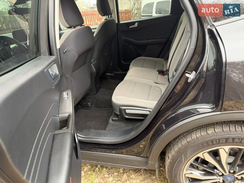 Внедорожник / Кроссовер Ford Escape 2021 в Чернигове