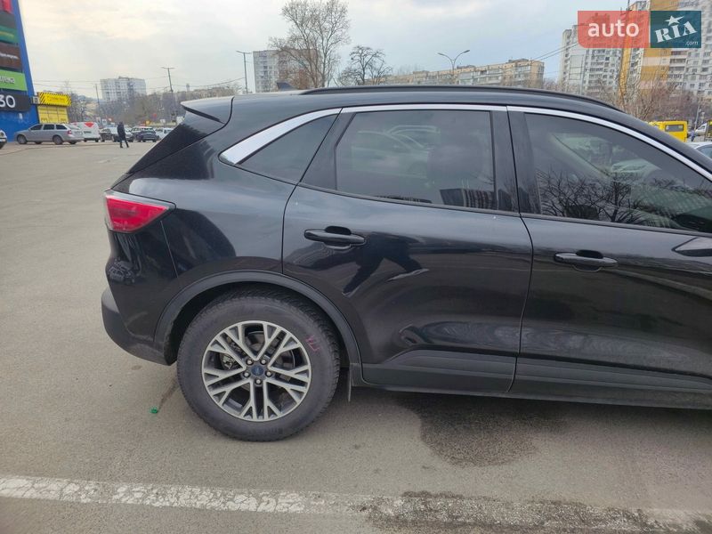 Внедорожник / Кроссовер Ford Escape 2020 в Киеве фото 3 Внедорожник / Кроссовер Ford Escape 2020 в Киеве