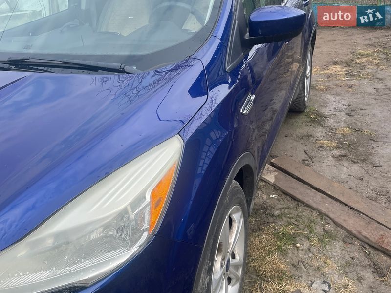 Внедорожник / Кроссовер Ford Escape 2014 в Бершади