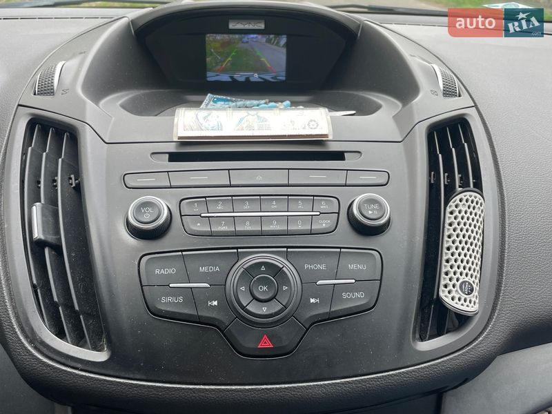 Позашляховик / Кросовер Ford Escape 2016 в Ужгороді