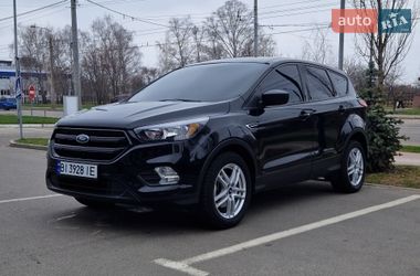 Позашляховик / Кросовер Ford Escape 2019 в Кременчуці