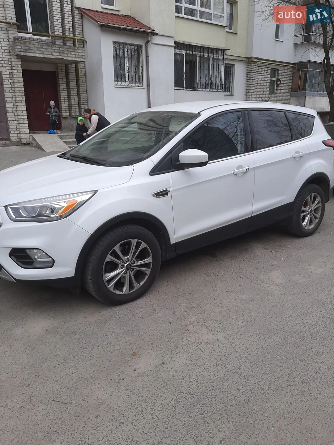 2019 Ford Escape - мініатюра 3