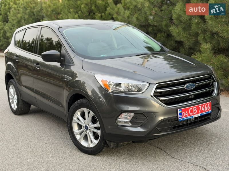Внедорожник / Кроссовер Ford Escape 2017 в Днепре