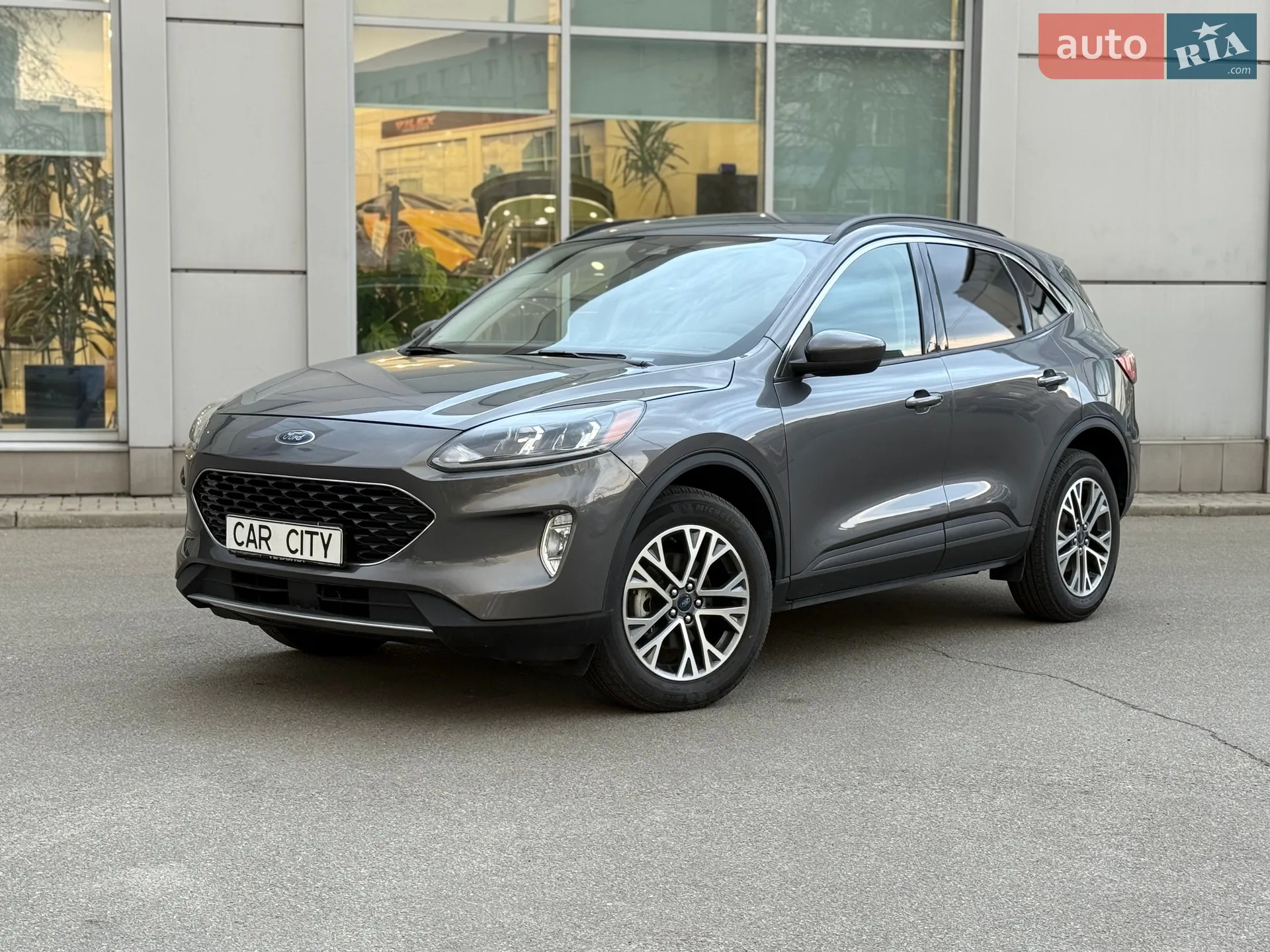 2021 Ford Escape - фото 1
