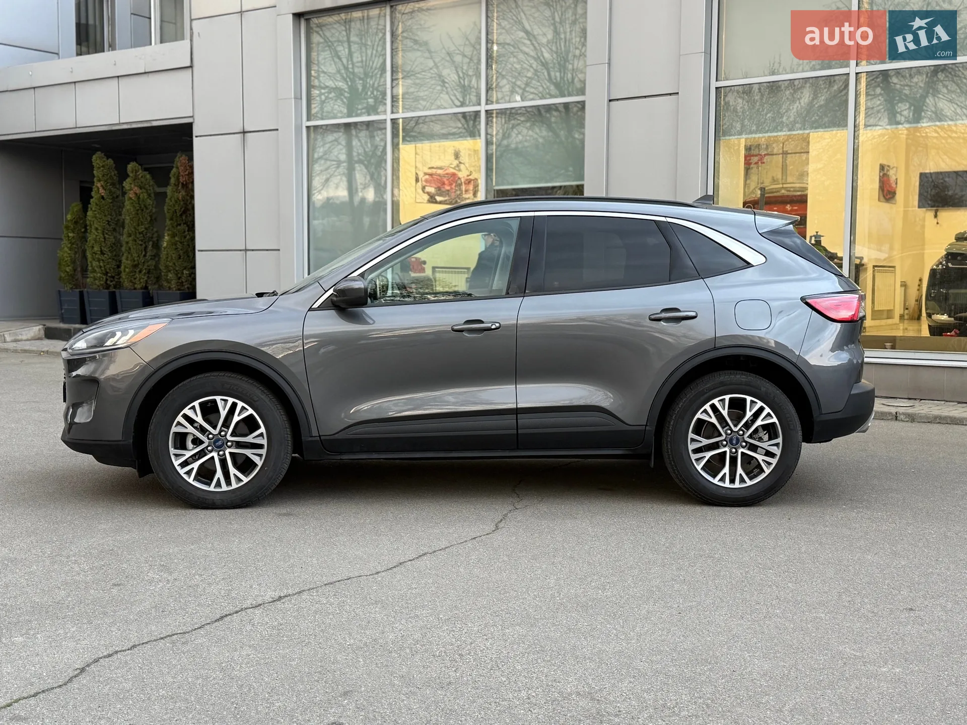 2021 Ford Escape - мініатюра 2