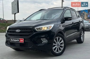 Внедорожник / Кроссовер Ford Escape 2016 в Львове