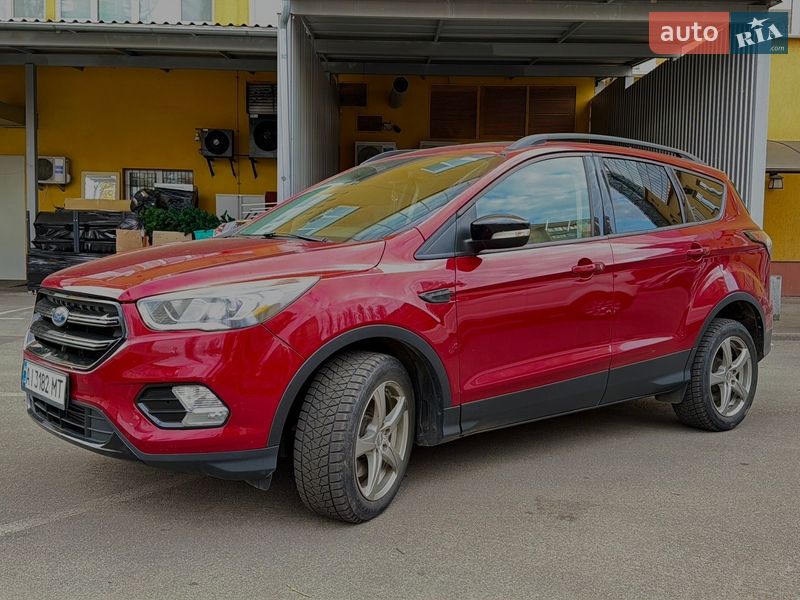 Внедорожник / Кроссовер Ford Escape 2016 в Киеве фото 2 Внедорожник / Кроссовер Ford Escape 2016 в Киеве