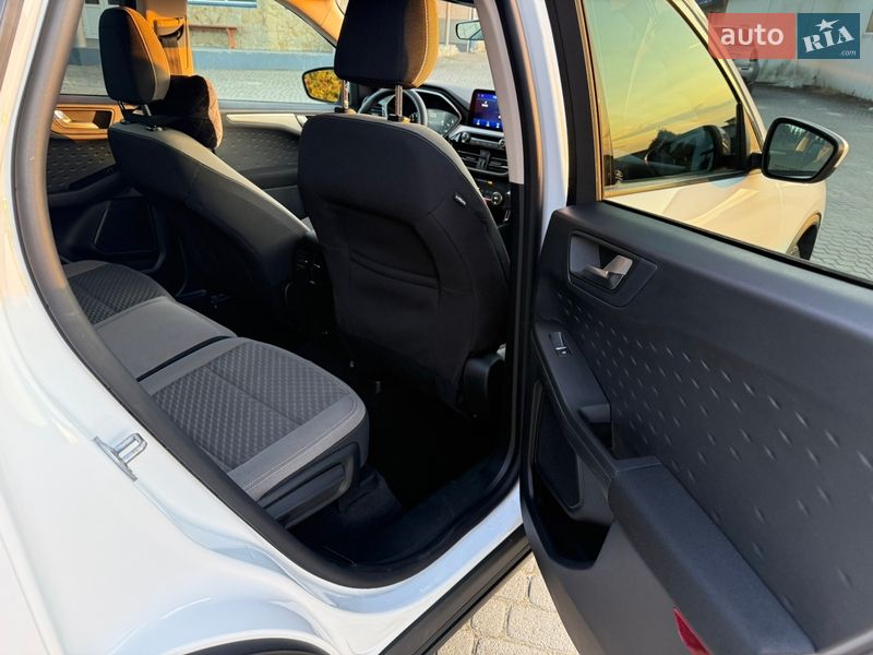 Позашляховик / Кросовер Ford Escape 2020 в Львові фото 14 Позашляховик / Кросовер Ford Escape 2020 в Львові