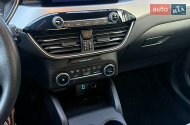 Позашляховик / Кросовер Ford Escape 2020 в Львові фото 22 Позашляховик / Кросовер Ford Escape 2020 в Львові