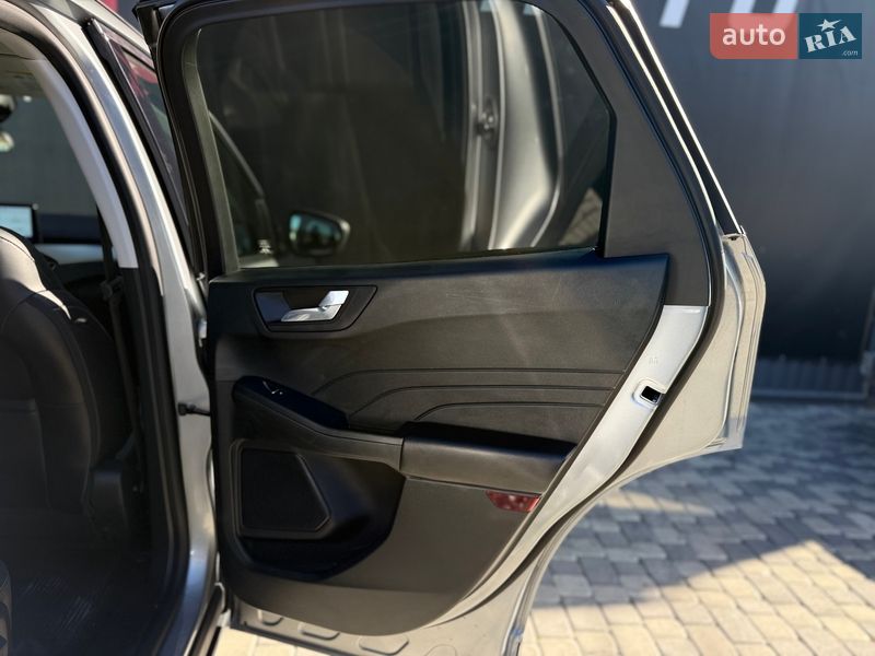 Внедорожник / Кроссовер Ford Escape 2021 в Львове фото 46 Внедорожник / Кроссовер Ford Escape 2021 в Львове