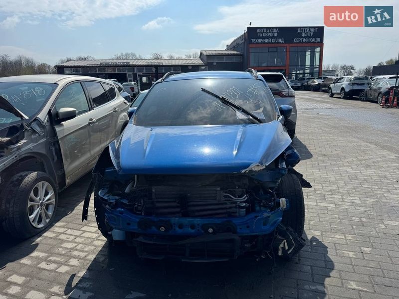 Позашляховик / Кросовер Ford Escape 2017 в Львові