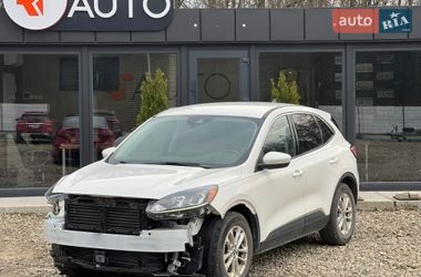 Позашляховик / Кросовер Ford Escape 2020 в Львові
