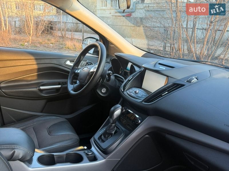 Внедорожник / Кроссовер Ford Escape 2014 в Житомире