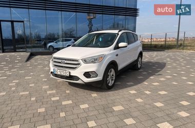 Позашляховик / Кросовер Ford Escape 2017 в Тернополі